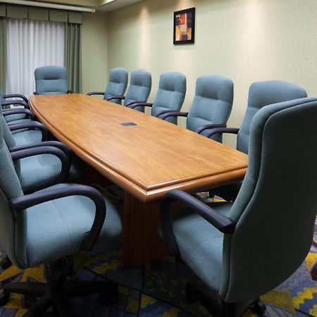 Holiday Inn Express & Suites Toluca Zona Aeropuerto By Ihg Екстер'єр фото