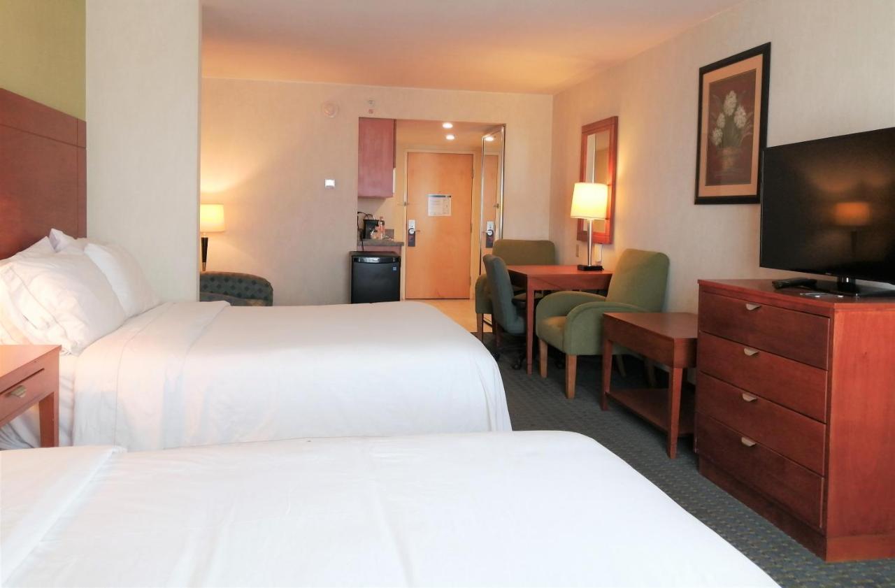 Holiday Inn Express & Suites Toluca Zona Aeropuerto By Ihg Екстер'єр фото