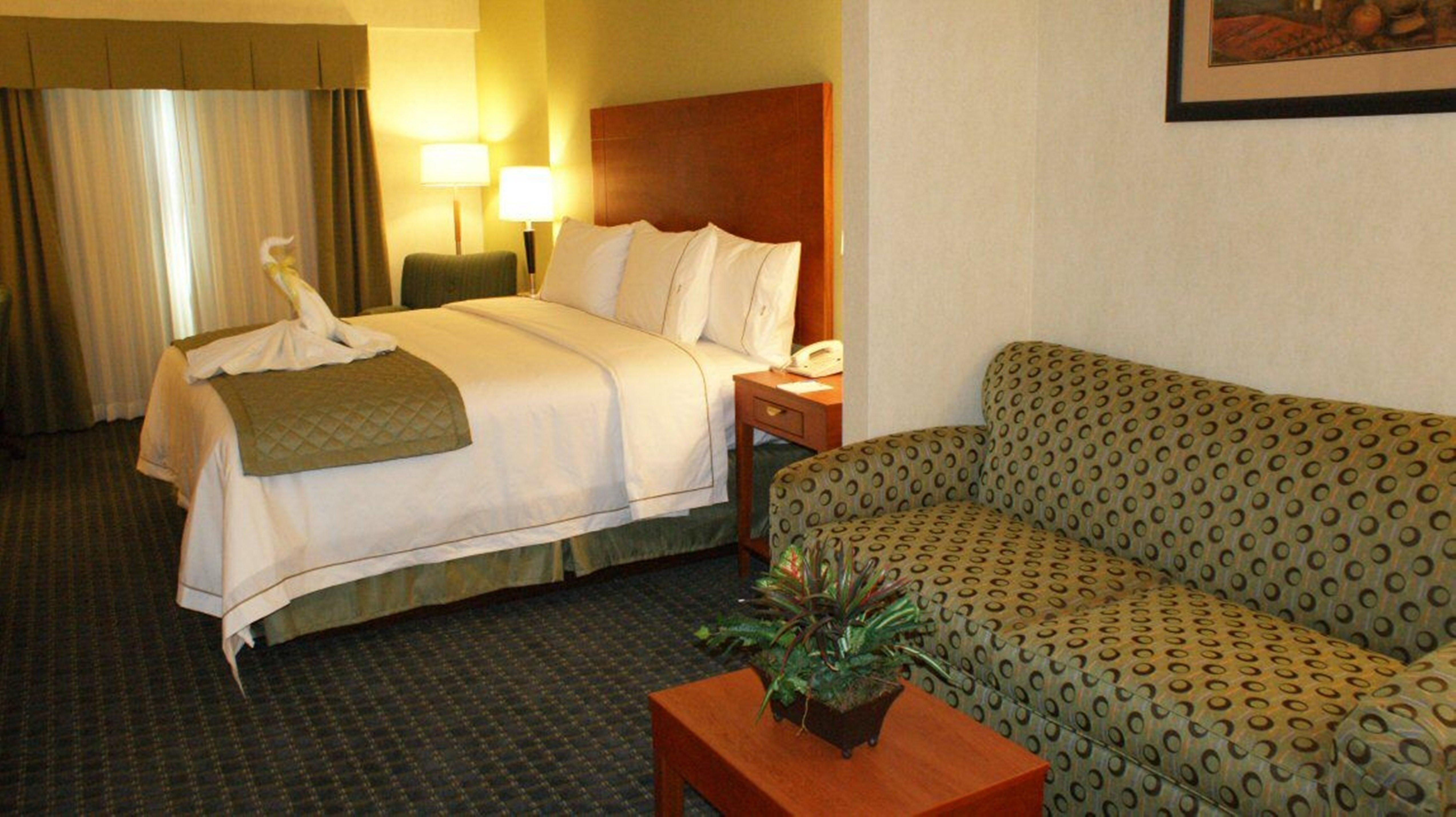 Holiday Inn Express & Suites Toluca Zona Aeropuerto By Ihg Екстер'єр фото