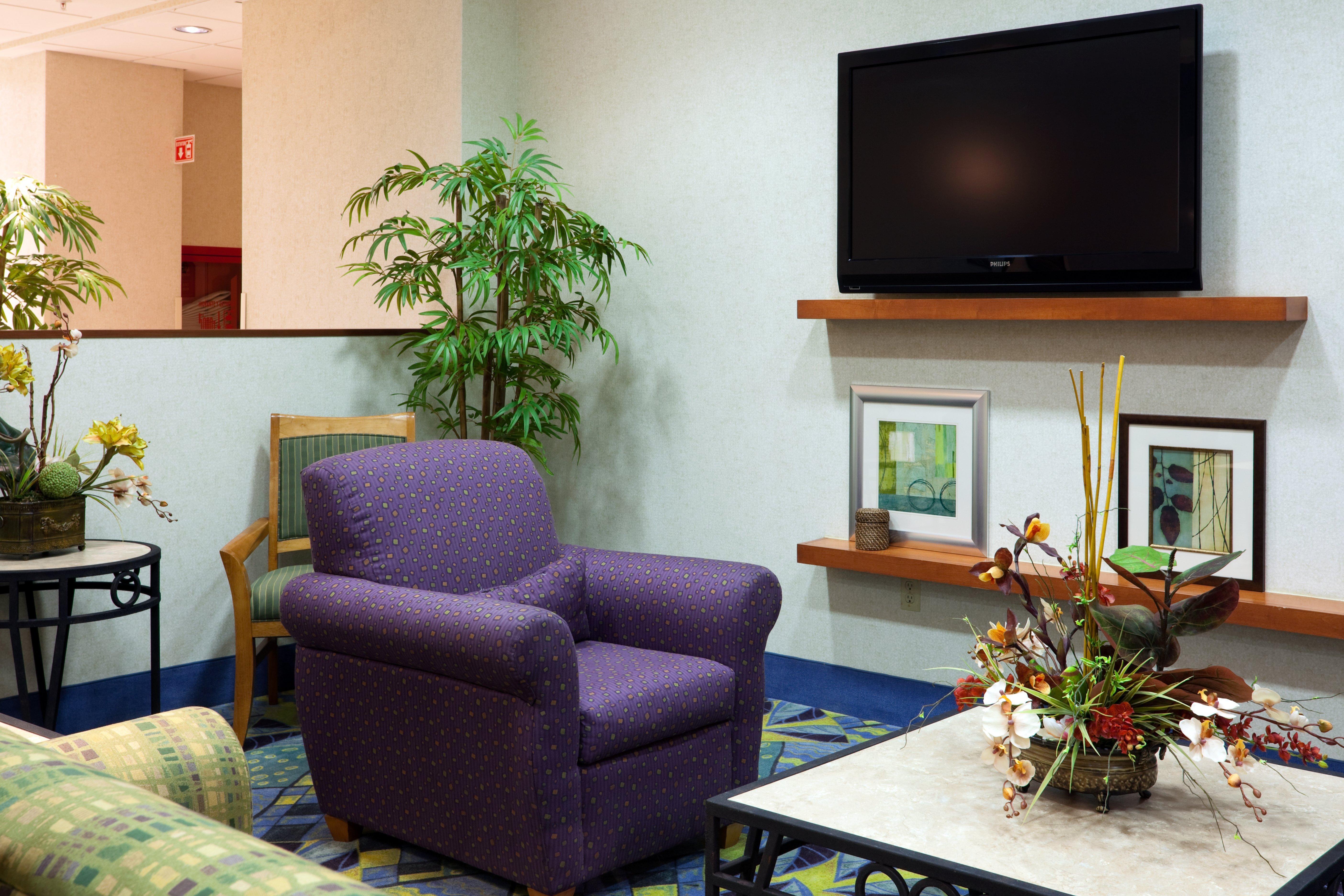 Holiday Inn Express & Suites Toluca Zona Aeropuerto By Ihg Екстер'єр фото