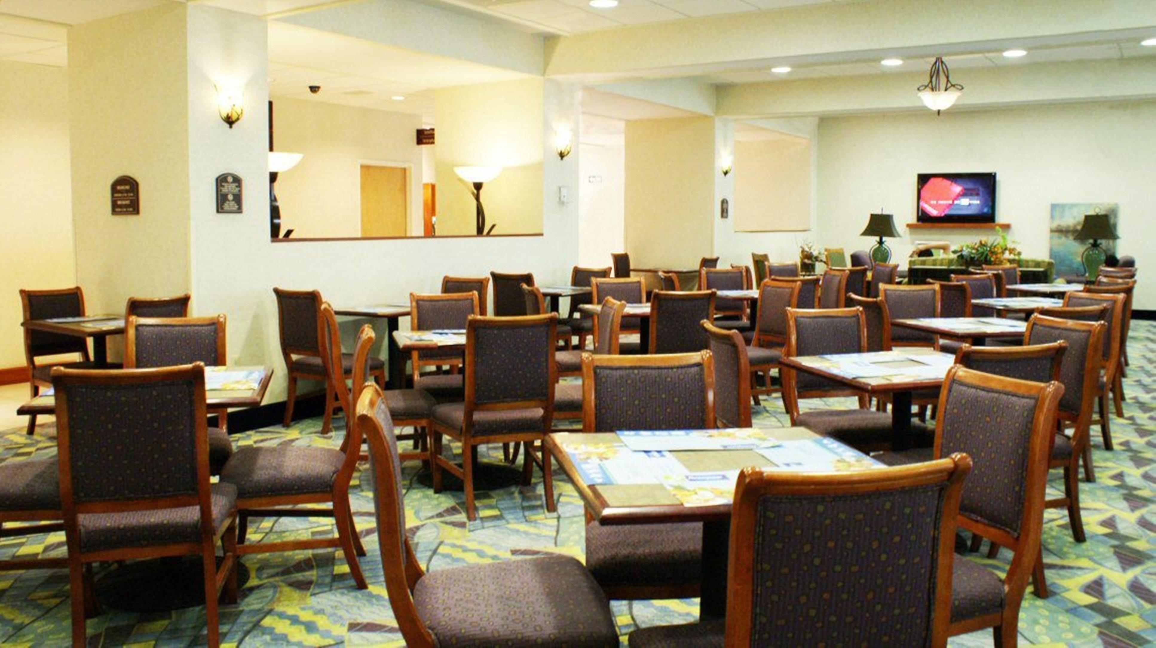 Holiday Inn Express & Suites Toluca Zona Aeropuerto By Ihg Екстер'єр фото